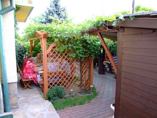 ホテル Grill Garten Vendeghaz ケストヘイ エクステリア 写真